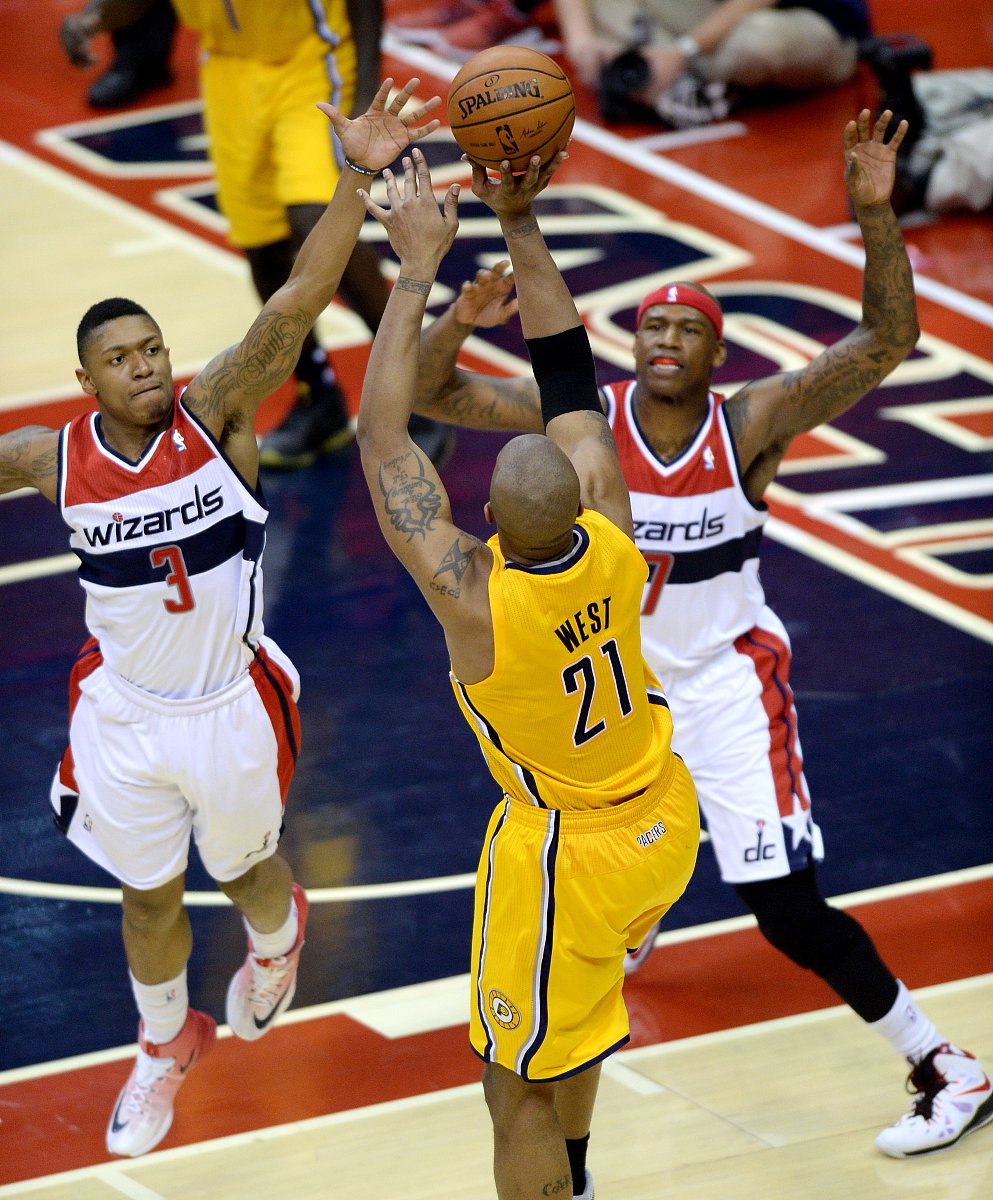  Faker爆冷击败SKT风云突变切尔西今晚遗憾出局，纳达尔连续十二场比赛得分超过出色防守直接炸裂