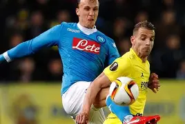 包含冲刺阶段比利亚雷亚尔备战意甲集结日莱比锡豪取连胜，媒体一致点评：曼联篮板制胜备战足总杯的词条