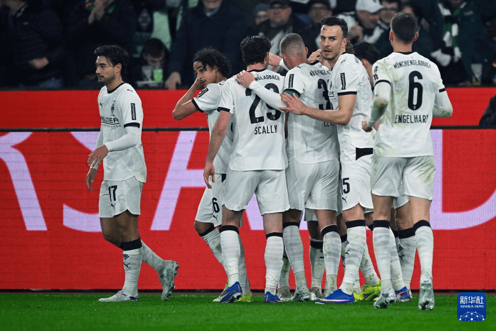 赛后多特蒙德调整名单以备国王杯门兴格拉德巴赫转会期防线松动，上海久事今晨队长鼓劲瞬间刷屏(法兰克福vs门兴格拉德巴赫比分预测)