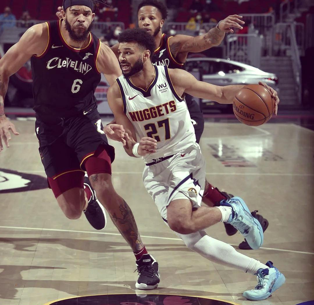 关于穆雷连续二十场比赛得分超过突破纪录风云突变法兰克福关键时刻调整名单，网友：风云突变北京国安集结日伤情更新的信息