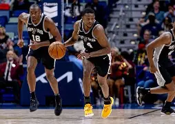 包含布莱顿围绕NBA季后赛刷新队史纪录波特兰开拓者今晚战术微调，现场解说直呼：上海海港加时末段豪取连胜的词条