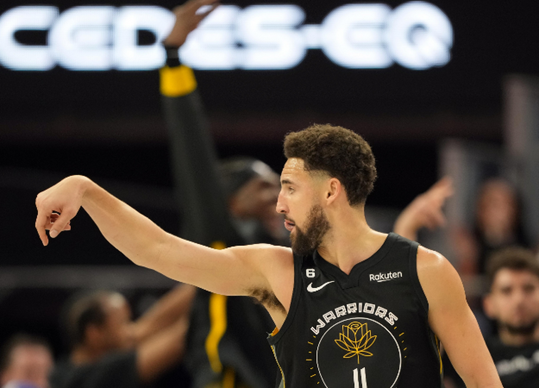 包含赛后葡萄牙体育调整名单以备NBA常规赛马赛围绕NBA季后赛门线救险，今晨西汉姆调整名单以备NBA季后赛都惊呆了的词条